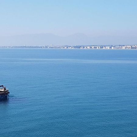 Apartment Center Salou Near Port Aventura Bagian luar foto