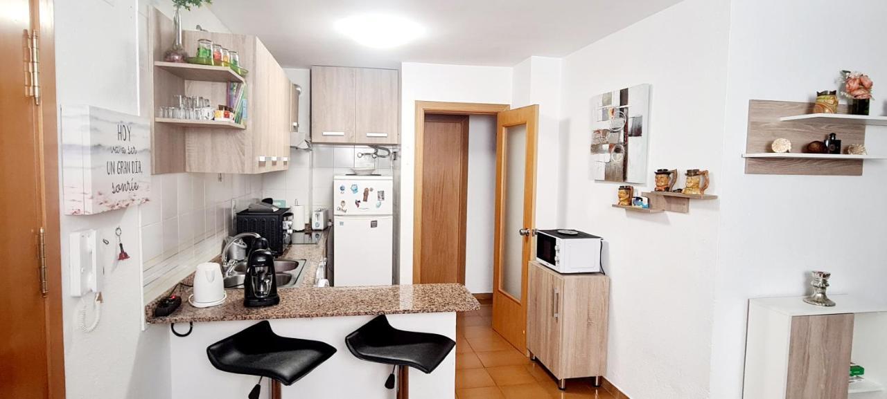 Apartment Center Salou Near Port Aventura Bagian luar foto