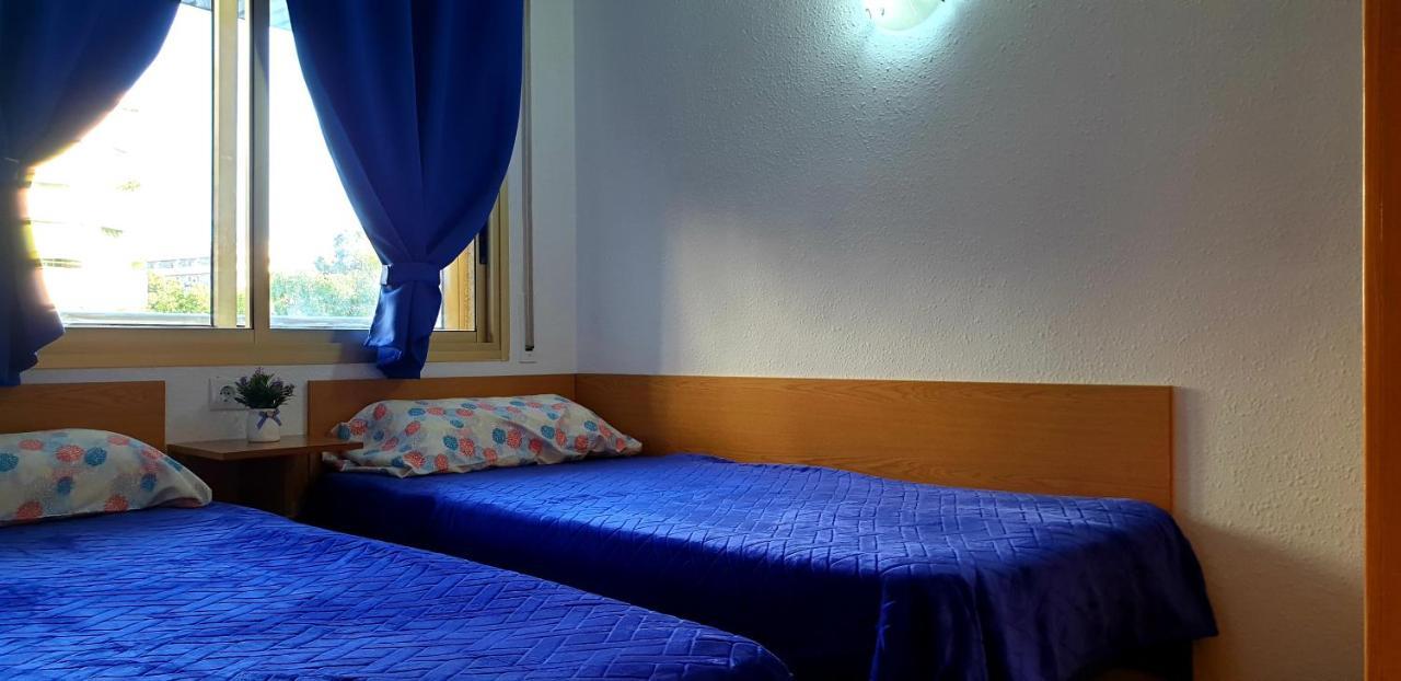 Apartment Center Salou Near Port Aventura Bagian luar foto