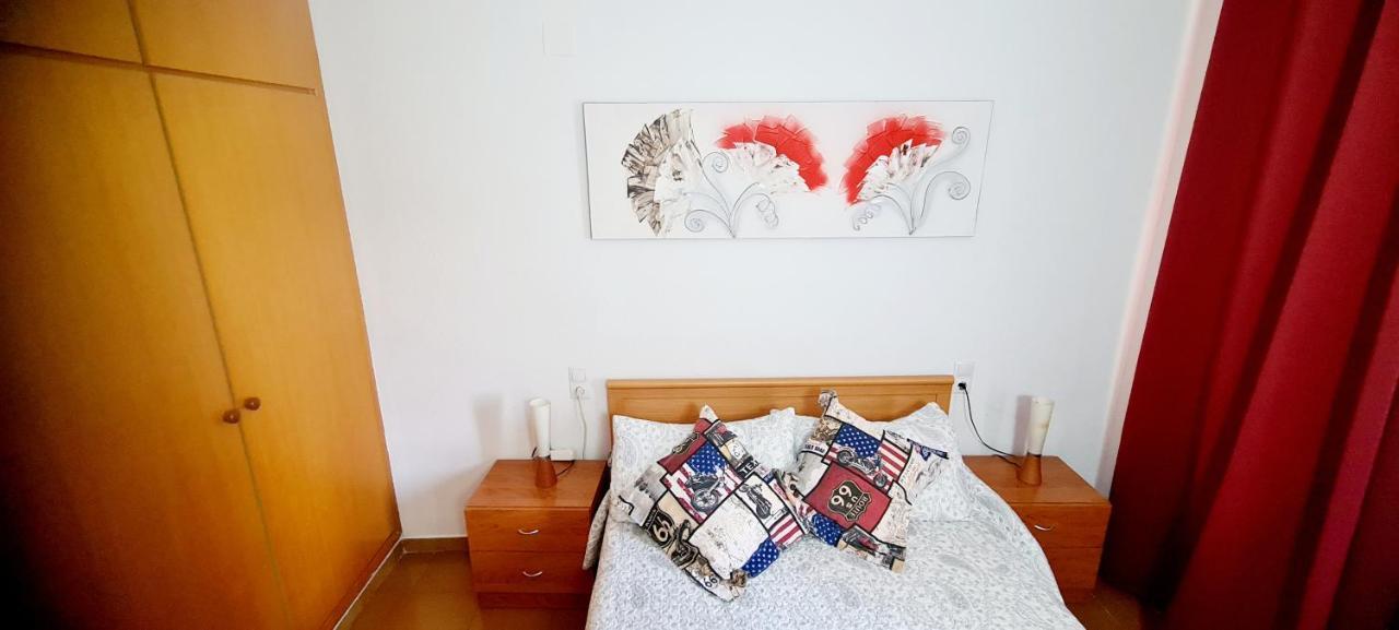 Apartment Center Salou Near Port Aventura Bagian luar foto