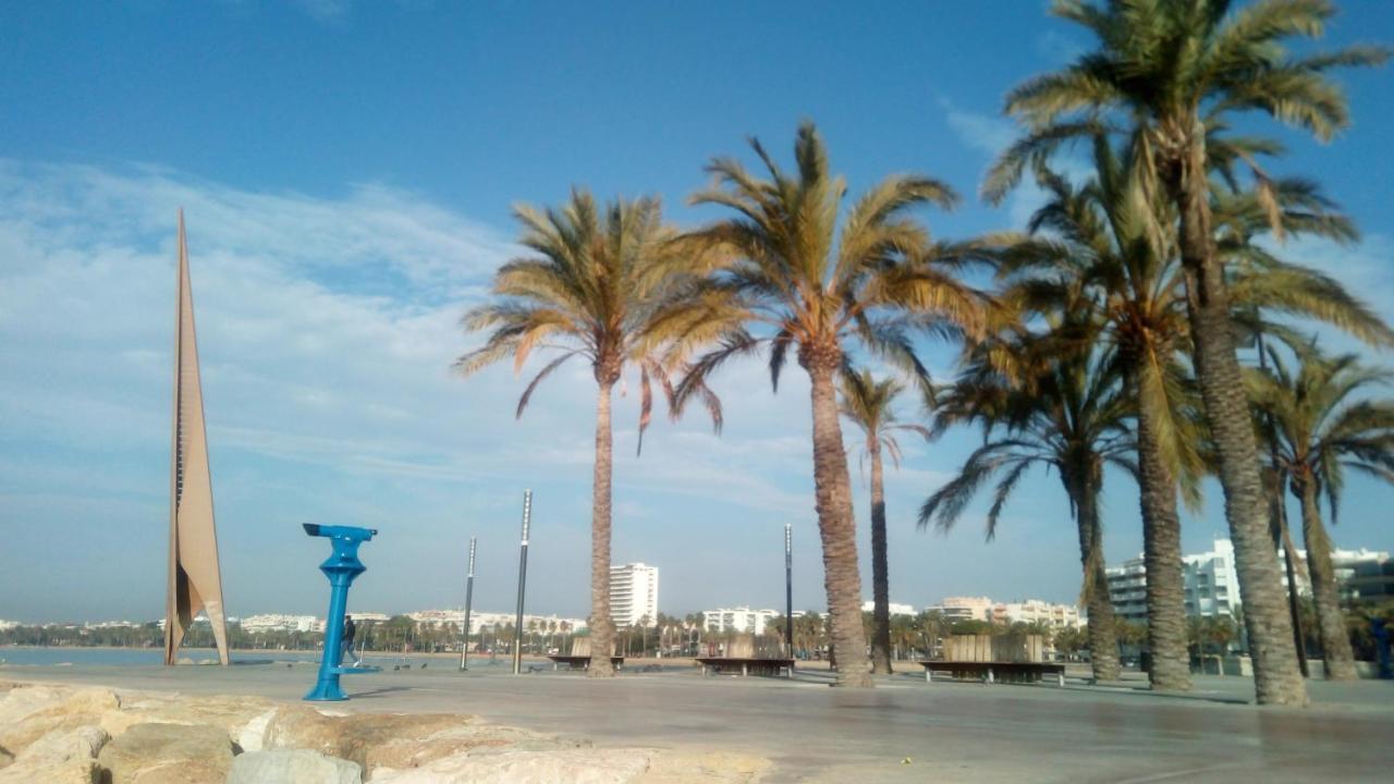Apartment Center Salou Near Port Aventura Bagian luar foto